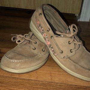 Sperry boat shoes